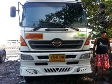 ขายhino meca320จดทะเบียนปี48ยางเต็มด่วน