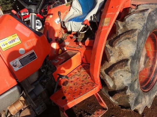 คูโบต้า L3408 4 WD 2 เพลา พร้อมโรตารี่โชคชัย 1.60 รถสภาพเดิมๆใช้งานได้เลย