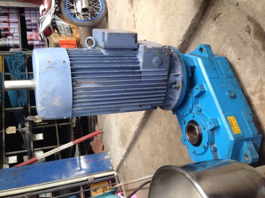 ขายมอเตอร์เกียร์ ABB 15 HP. อัตราทด 1:15.5 สภาพสวย เป็นของใหม่เก่าเก็บ ไม่เคยใช้งาน ขายมอเตอร์เกียร์ ABB 15 HP. อัตราทด 1:15.5 สภาพสวย เป็นของใหม่เก่าเก็บ ไม่เคยใช้งาน