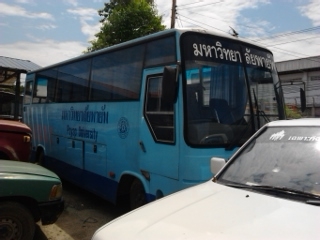 รถมินิบัส HINO เครื่อง JO7C รหัสแชสซี FC3JJKA ความยาวตัวถังรถ 7.5เมตร ราคา 520,000 บ.