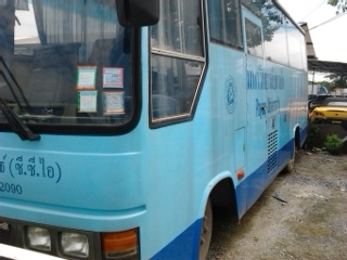 รถมินิบัส HINO เครื่อง JO7C รหัสแชสซี FC3JJKA ความยาวตัวถังรถ 7.5เมตร ราคา 520,000 บ.