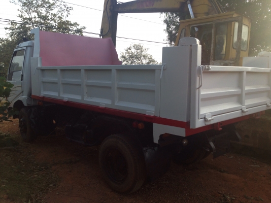 HINO FB 150 HP JO5C หกล้อดั๊มพ์ กระบะดั๊มพ์เหล็ก 4 ตันความยาว 3.60 เมตรสภาพสวย เครื่องยนต์แห้งดีแรงดีไม่มีเยิ้ม ภายในเก๋งคอนโซลสวยครบพร้อม พวงมาลัยเพาเวอร์ ระบบเบรคทริ๊ปฟี้ครบครัน ช่วงล่างใหญ่คัชซีสวยไม่มีดาม เฟืองท้ายติด F. คานหน้าติด F. ครบหมดแล้ว ยาง HINO FB 150 HP JO5C หกล้อดั๊มพ์ กระบะดั๊มพ์เหล็ก 4 ตันความยาว 3.60 เมตรสภาพสวย เครื่องยนต์แห้งดีแรงดีไม่มีเยิ้ม ภายในเก๋งคอนโซลสวยครบพร้อม พวงมาลัยเพาเวอร์ ระบบเบรคทริ๊ปฟี้ครบครัน ช่วงล่างใหญ่คัชซีสวยไม่มีดาม เฟืองท้ายติด F. คานหน้าติด F. ครบหมดแล้ว ยาง