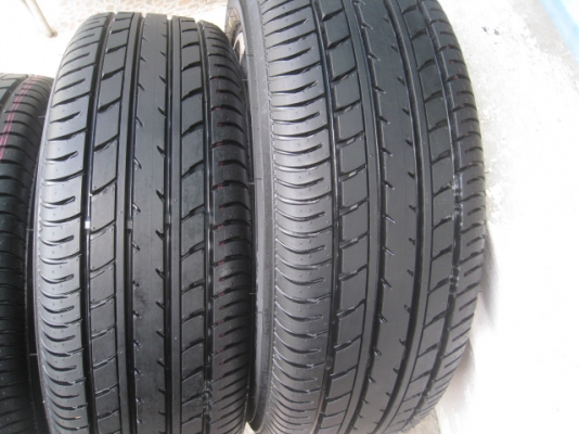 ขายล้อแม็กป้ายแดง new Toyota  vios 15" ยางปี13 สนใจติดต่อเล็กคลองสาม (081-3747940)