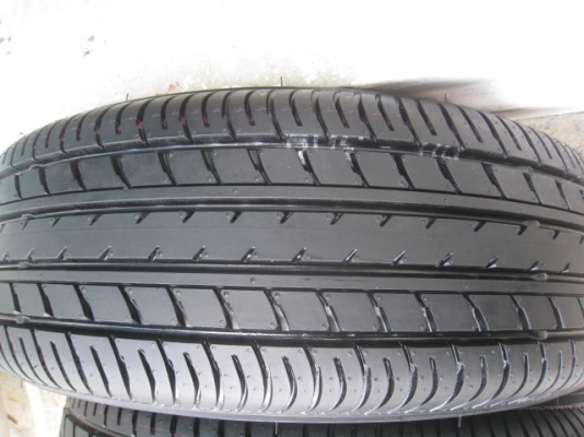 ขายล้อแม็กป้ายแดง new Toyota  vios 15" ยางปี13 สนใจติดต่อเล็กคลองสาม (081-3747940)