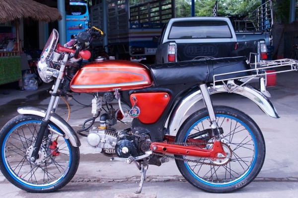 ขาย SUZUKI A 100 เครื่อง ไนส คลัชมือ ทะเบียนเครื่อง โครงออกใบซื้อขายให้ รถสวย เครื่องดีพร้อมใช้ ครับ