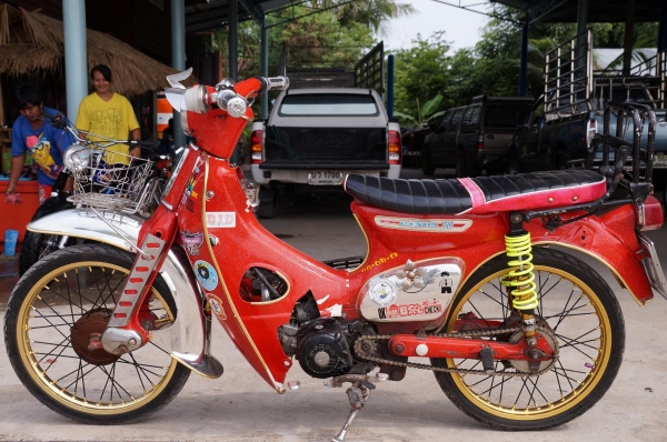 ขาย HONDA C 70 เครื่อง แฝง 4 เกียร์ หัวเวฟ ทะเบียนพร้อมโอน ภาษี ไม่ขาดต่อ ครับ ขาย HONDA C 70 เครื่อง แฝง 4 เกียร์ หัวเวฟ ทะเบียนพร้อมโอน ภาษี ไม่ขาดต่อ ครับ