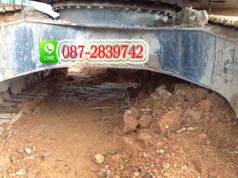 ขาย รถแบคโฮ บูมยาว ติดไลท์สำหรับหัวกระแทก