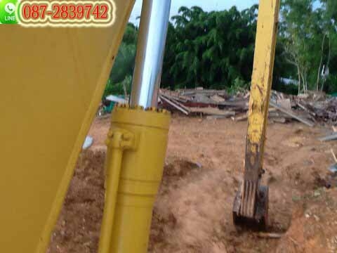 ขาย รถแบคโฮ บูมยาว ติดไลท์สำหรับหัวกระแทก