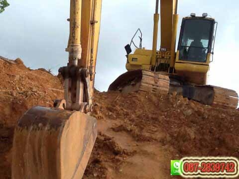 ขาย รถแบคโฮ บูมยาว ติดไลท์สำหรับหัวกระแทก