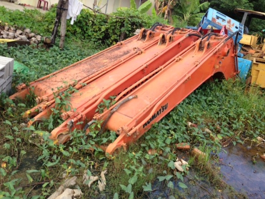 ขาย อะไหล่รถแบคโฮ PC200-5 (นอก)