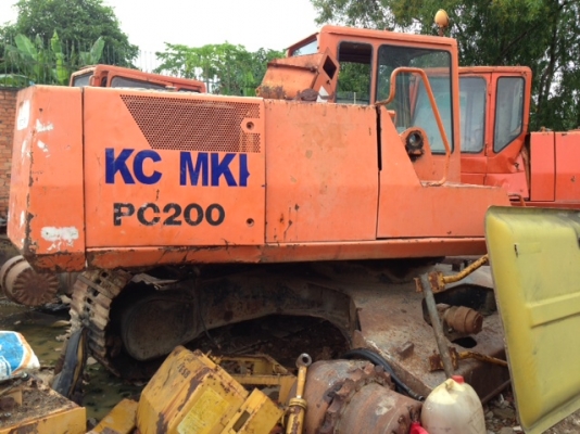 ขาย อะไหล่รถแบคโฮ PC200-5 (นอก)