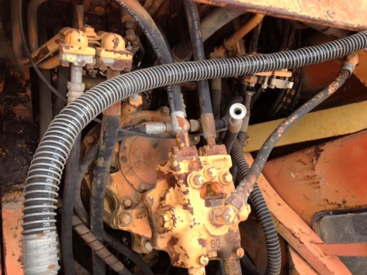 ขาย อะไหล่รถแบคโฮ PC200-5 (นอก)