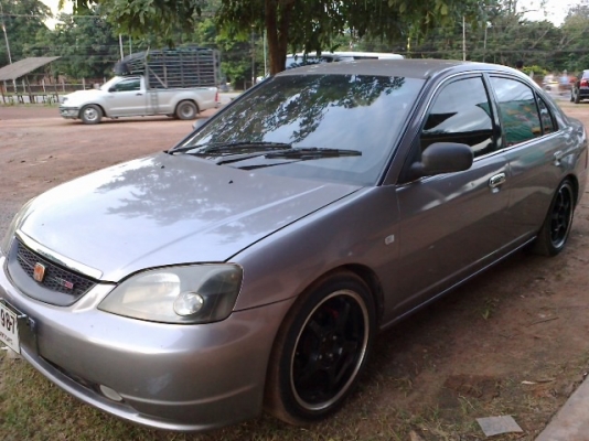 ขายด่วนซีวิคไดแมนชั่นปี02เกียร์ธรรมดา แต่งสวยกำลังดี