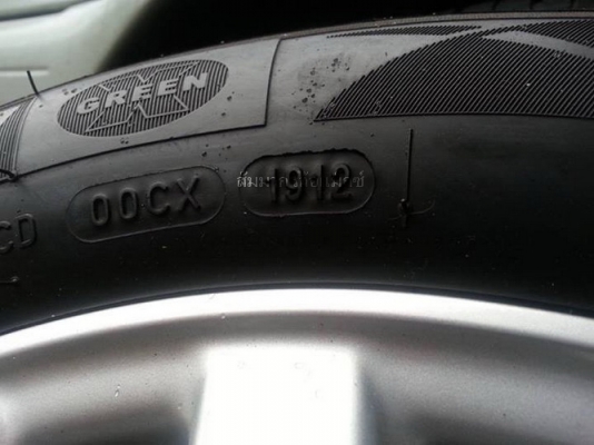 ล้อ14"Brio 4รู100 + ยาง Michelin 175/65/14 ปี12 ยางสวยกริ๊ปถูกกว่าที่อื่นแน่นอน