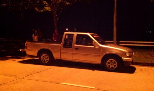 รถบ้านสวยๆ หน้าหลังเดิม เครื่องเสียงพอมัน แอร์เย็น รถบ้านสวยๆ หน้าหลังเดิม เครื่องเสียงพอมัน แอร์เย็น