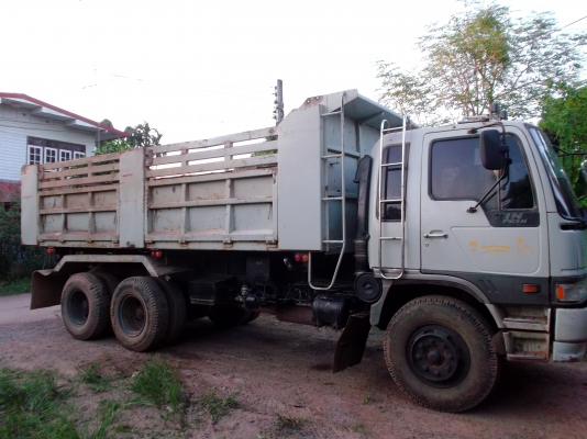 ขายด่วนรถสิบล้อHINO3Hดรั้ม2เพลาเครือง195แรงม้า