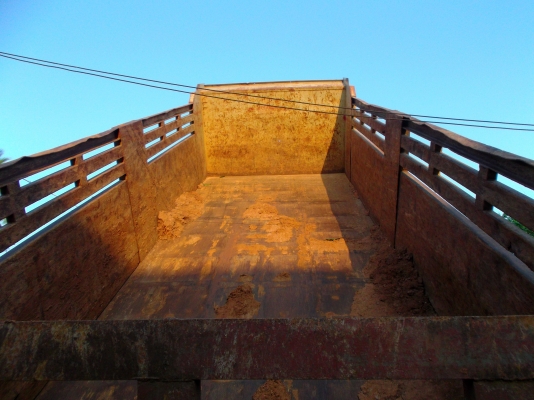 ขายด่วนรถสิบล้อHINO3Hดรั้ม2เพลาเครือง195แรงม้า