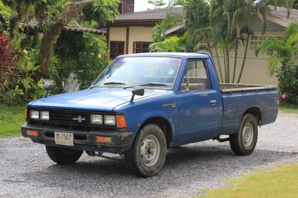 == ขายDATSUN 720 ทะเบียนโอน = = == ขายDATSUN 720 ทะเบียนโอน = =