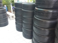 ขายยางเศษขอบ 15,16,17,18 เหมายกกอง  21 เส้น ตกเส้นละ 160 บาท