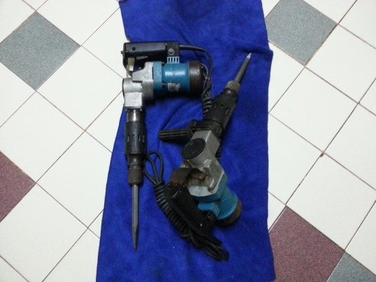 ขายเครื่องสกัดไฟฟ้า(แย็ก)ยี่ห้อmakitaรุ่นHM0810ของแท้(made in japan)พร้อมใช้งาน