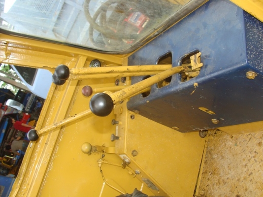 ขายแบคโฮ KOMATSU PC20 ขายแบคโฮ KOMATSU PC20