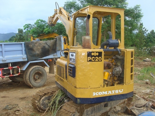 ขายแบคโฮ KOMATSU PC20 ขายแบคโฮ KOMATSU PC20