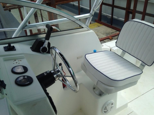 ขายเรือตกปลา Cobia 25' walkround