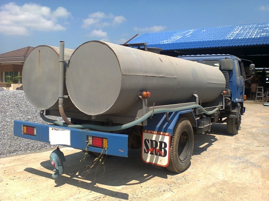 6 ล้อ ISUZU FSR11H 145 HP รถห้ง ยาว 5.5 ม. ปี 37 ถังน้ำแฝดสยาม หรือหัวคัสซี่ ยาว 5 เมตร ปี 37