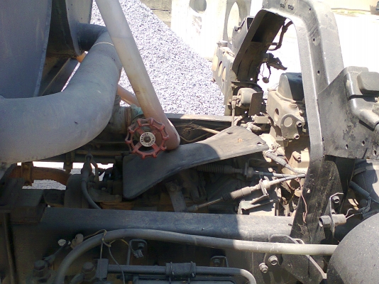 6 ล้อ ISUZU FSR11H 145 HP รถห้ง ยาว 5.5 ม. ปี 37 ถังน้ำแฝดสยาม หรือหัวคัสซี่ ยาว 5 เมตร ปี 37