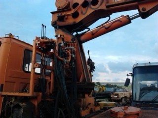 ISUZU ROCKY 6 ล้อ มีสว่านปักเสาไฟฟ้าในตัว ราคา1,200,000บ.