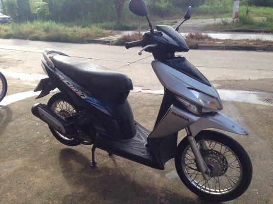 ขาย คลิ๊ก 110 ปี 2550 รถบ้านเครื่องดีเดิมๆ ทะเบียนครบ