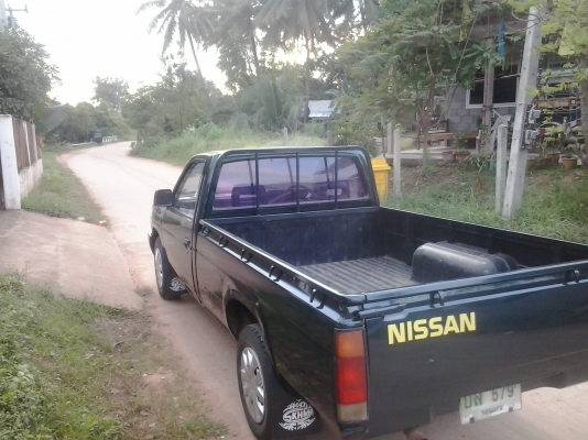 ขายด้วน Nissan Big M ขายด้วน Nissan Big M