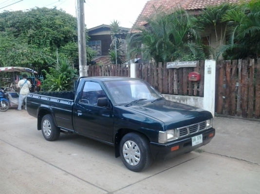 ขายด้วน Nissan Big M