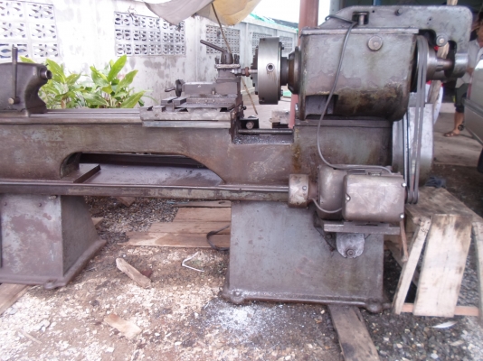 แท่นกลึง 7 ฟุต รุ่นหนัก 2 เพลา เกียร์บล็ออก กลึงเกลียวได้ 85,000