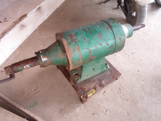 แท่นเจียร ขัด สภาพเดิม ๆ พร้อมใช้ 5 แรง 5,500 ด่วน !!!!!! แท่นเจียร ขัด สภาพเดิม ๆ พร้อมใช้ 5 แรง 5,500 ด่วน !!!!!!