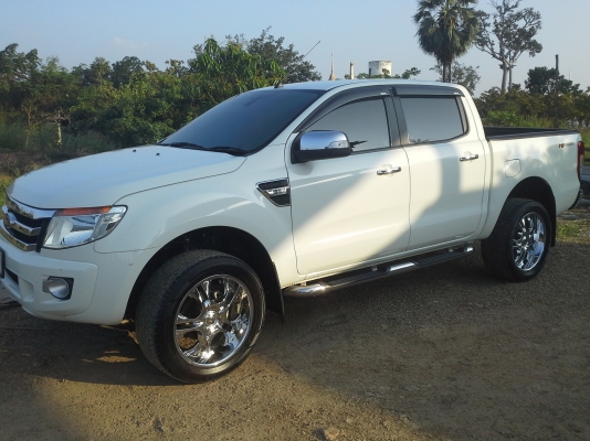 ขายล้อ 20 6รู เงาๆ สวยๆ มีพร้อมยางครับ 2010