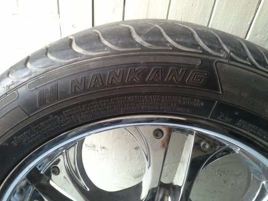 ขายล้อ 20 6รู เงาๆ สวยๆ มีพร้อมยางครับ 2010