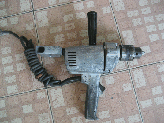 ขายด่วนสว่านรอบช้า Makaita model 6016  5หุน 480W. 700/min