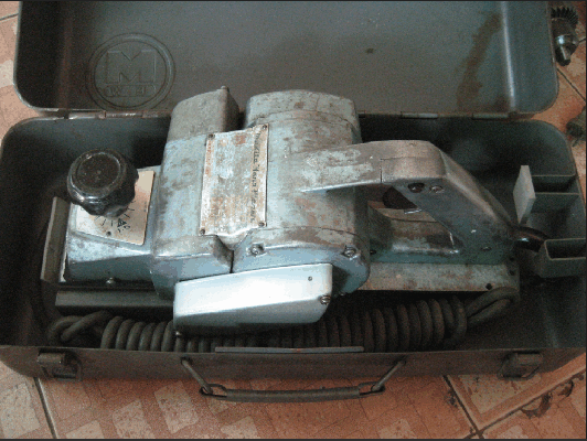 ขายด่วนกบไฟฟ้า Makita รุ่น1600 Made in japan 100\%