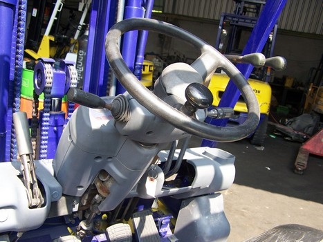 ขาย รถโฟล์คลิฟท์ KOMATSU รุ่น FG25-12