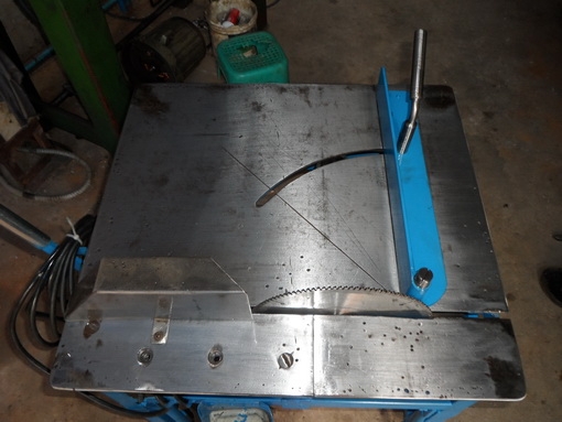 ขายครับขาย เครื่่องตัดใบเลื่อยวงเดือน 10" สวย พร้อมใช้ 8500 บาท