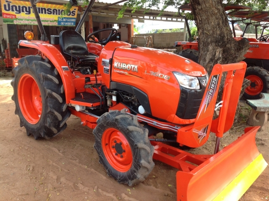 ปัญญาแทรคเตอร์มาแล้ว...จัดมาให้ คูโบต้า L3608 ทำงาน 1062 ชม. ใบมีดคานล่าง พร้อมโรตาลี่ตราช้าง เล่มทะเบียนพร้อม