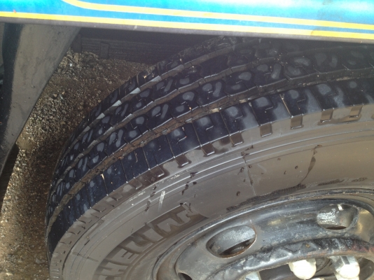 ขายISUZU FSR 165 เครื่องดีคัทซีสวย แอร์เย็น สภาพสวยจัด แต่งไว้ครบแล้ว