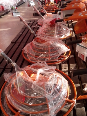 ขายแมลงปอปาดปูน มีถาดขัดหยาบ ของใหม่จัดส่งได้ครับ แบบไม่มีเครื่องยนต์ครับ ขายแมลงปอปาดปูน มีถาดขัดหยาบ ของใหม่จัดส่งได้ครับ แบบไม่มีเครื่องยนต์ครับ