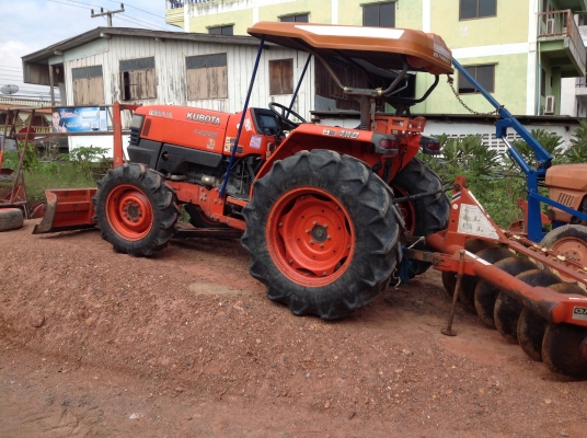 ปัญญาแทรคเตอร์มาแล้ว...จัดมาให้ครับ รีบโดยด่วน.คูโบต้า L4508 พร้อมใบมีดตราช้าง ผานCMT6x24สภาพสวยแบบเดิมๆคับไม่เคยลงน้ำ เล่มพร้อม