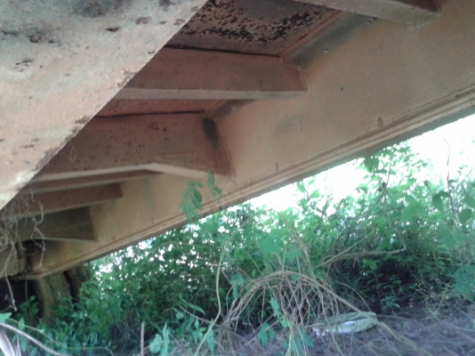 หางรถพ่วงท้ายลาด  ยาว  12 เมตร  พร้อมใช้งานค่ะ  ราคาถูกๆๆ