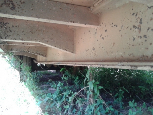 หางรถพ่วงท้ายลาด  ยาว  12 เมตร  พร้อมใช้งานค่ะ  ราคาถูกๆๆ