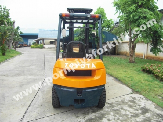 จำหน่ายรถ Forklift TOYOTA 02-7FD25