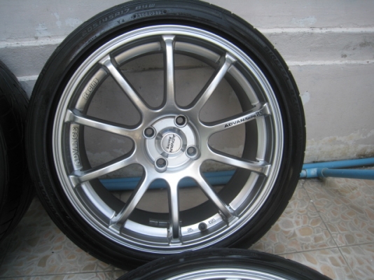 ขายล้อแม็กมือสอง Advan racing ขอบ17 หน้า 7หลัง 8 4รู100+ ยางปี 12  สนใจติดต่อเล็กคลองสามครับ (081-3747940)