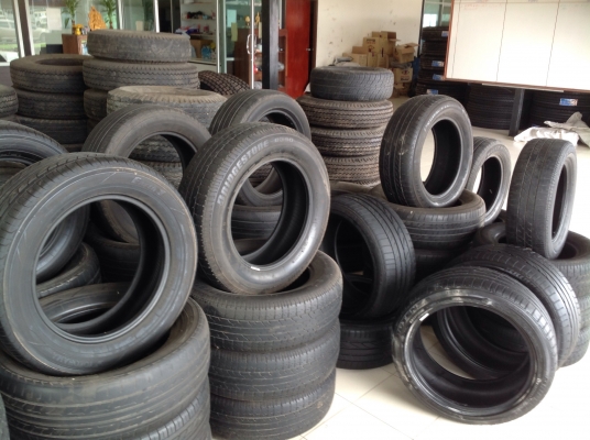 ขายยาง215/60/16